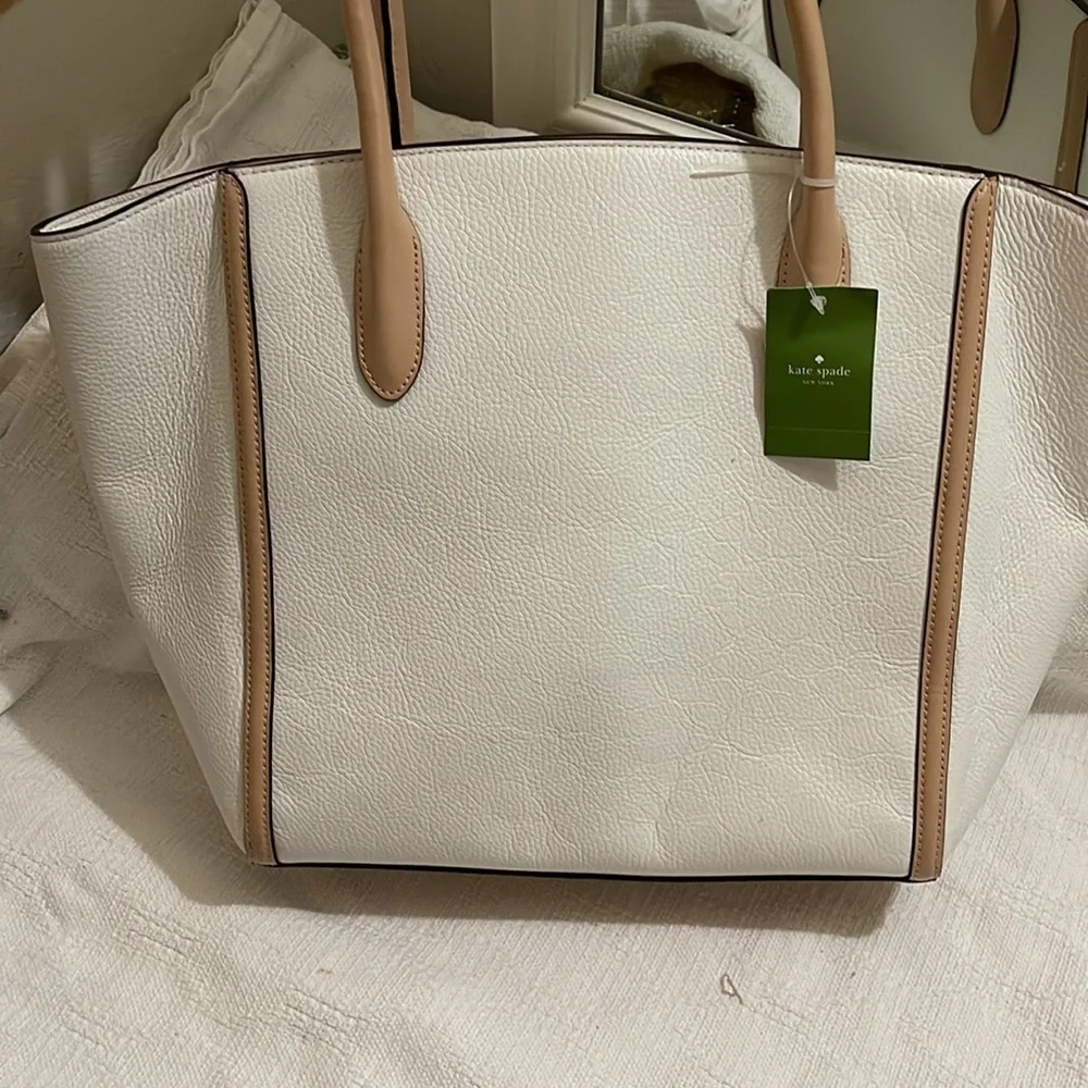 KATE SPADE - white Caroline lane forester tote- NWT